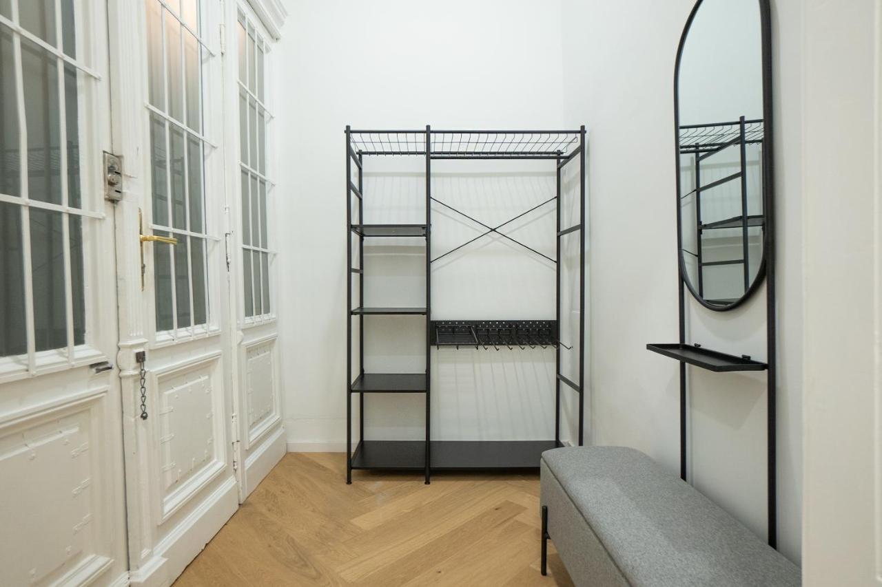 Spacious 110М2 Flat In The City Center Відень Екстер'єр фото