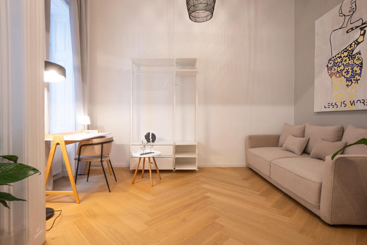 Spacious 110М2 Flat In The City Center Відень Екстер'єр фото