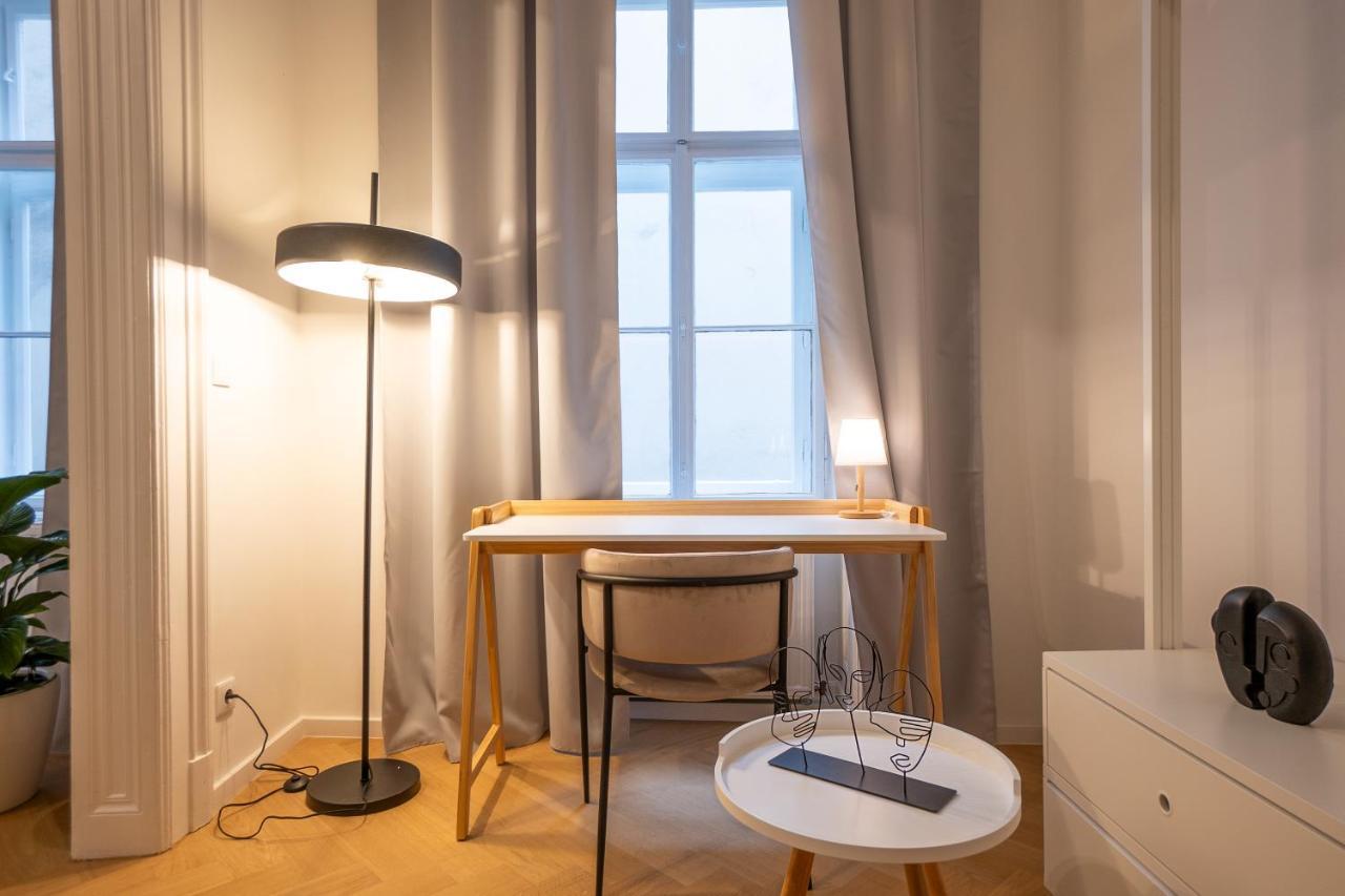 Spacious 110М2 Flat In The City Center Відень Екстер'єр фото