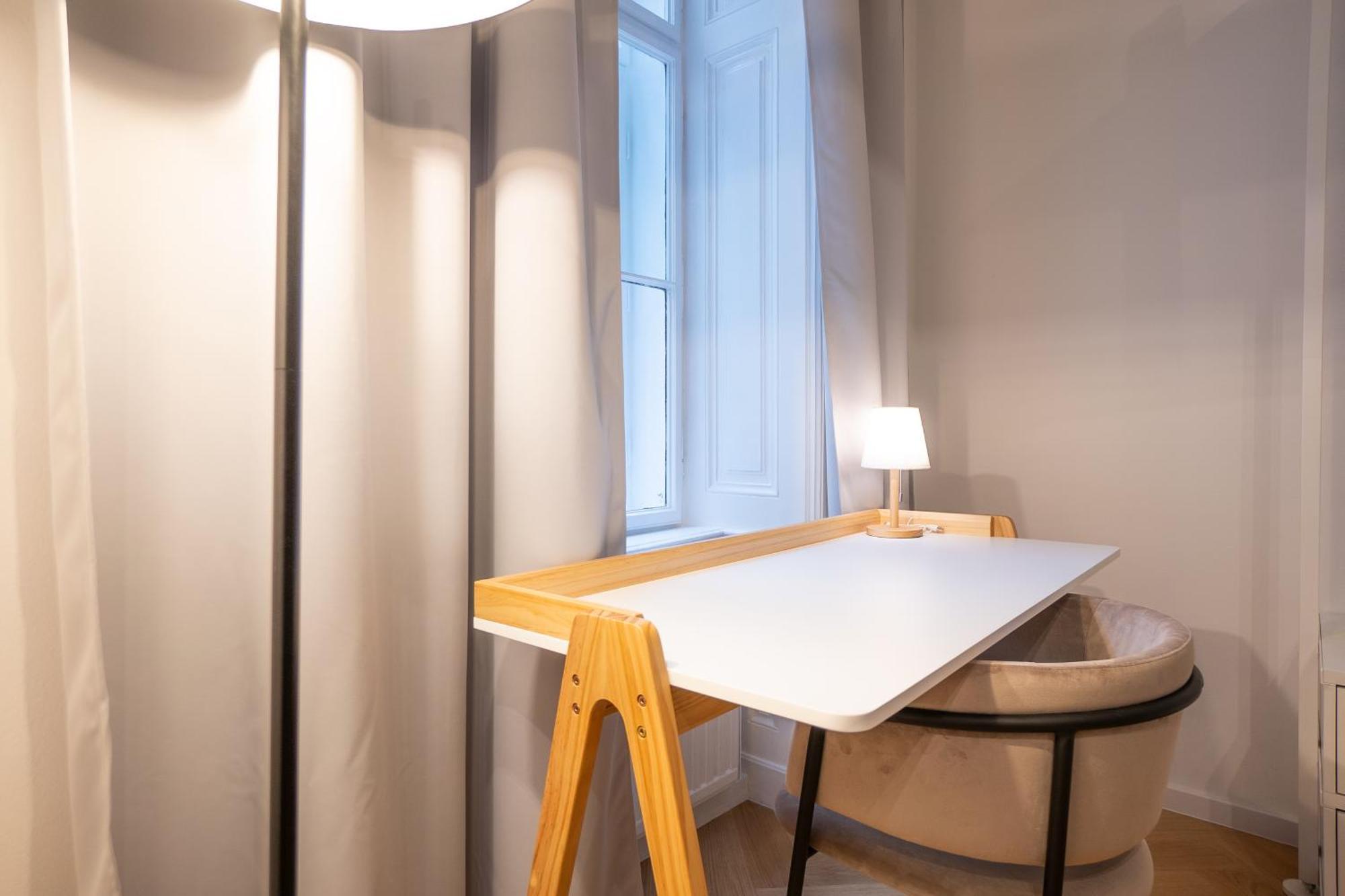 Spacious 110М2 Flat In The City Center Відень Екстер'єр фото