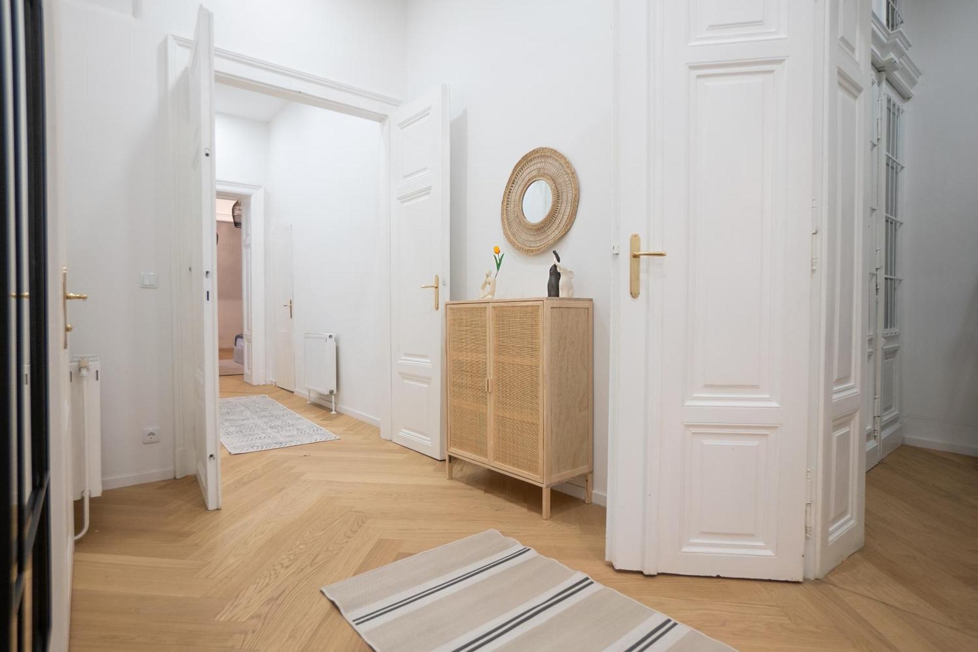 Spacious 110М2 Flat In The City Center Відень Екстер'єр фото
