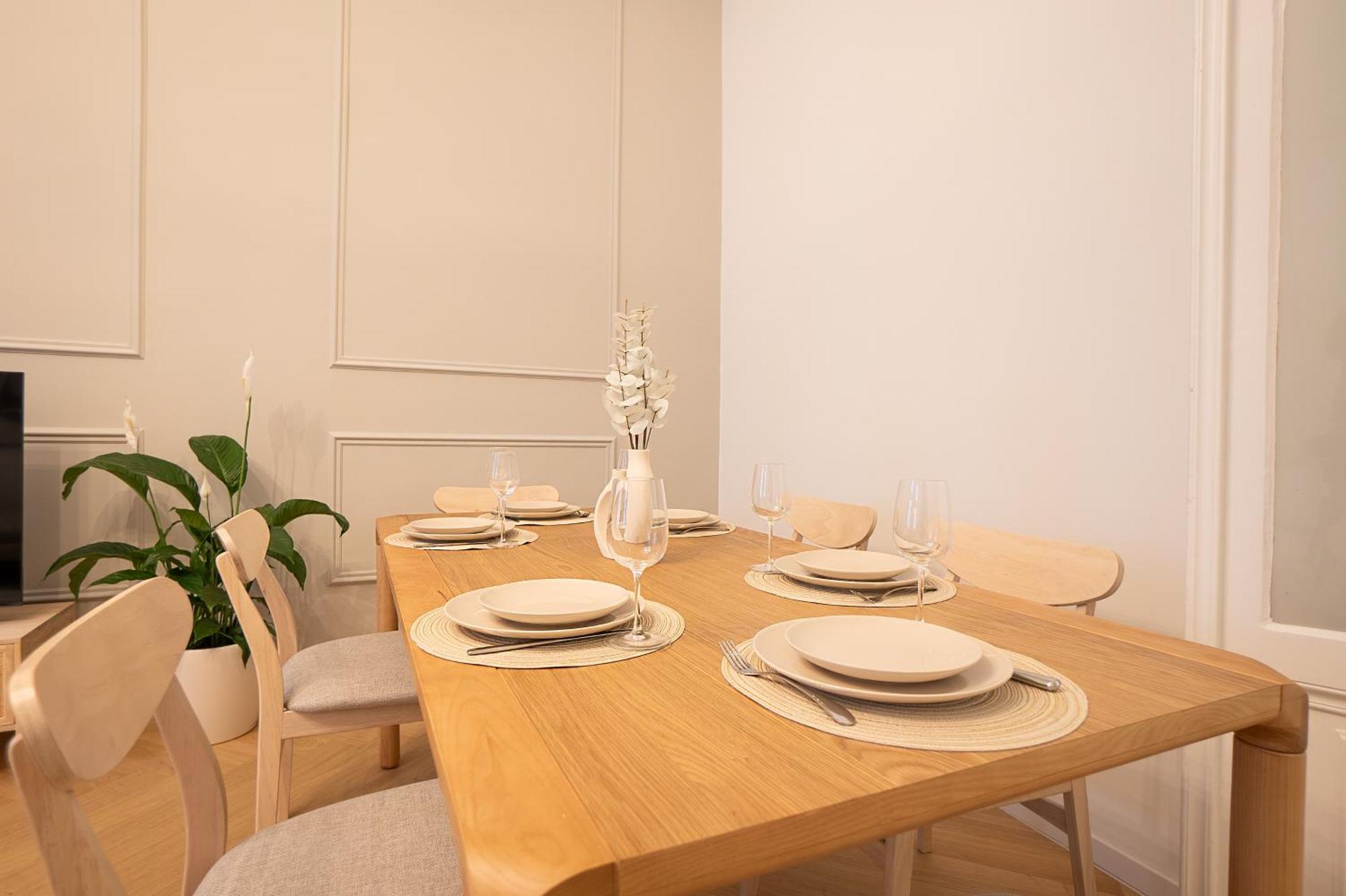 Spacious 110М2 Flat In The City Center Відень Екстер'єр фото